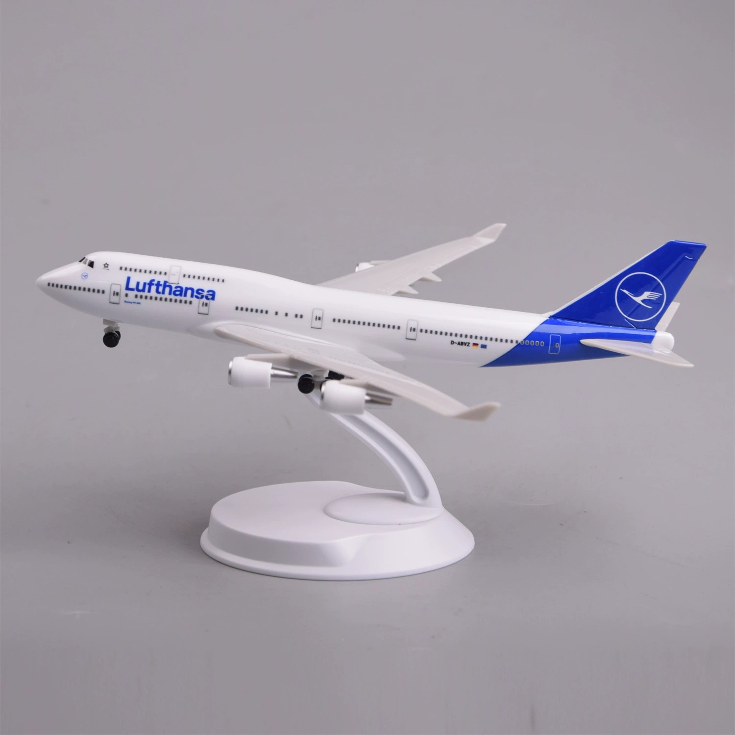 Model Airplane Plastic - نموذج طائرة مصغر 20 سم طراز