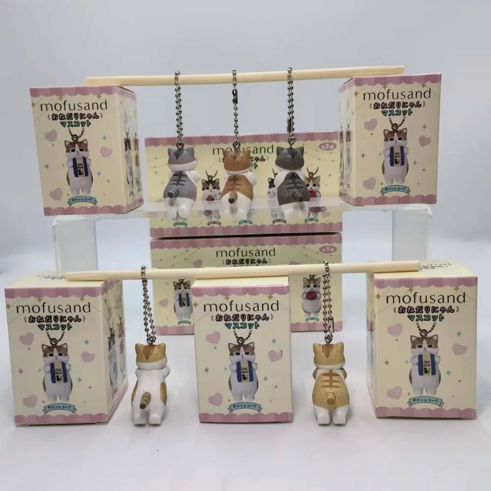 صندوق مفاجآت ميدالية مفاتيح مو - مراجعة Action Figure Stand وسعره