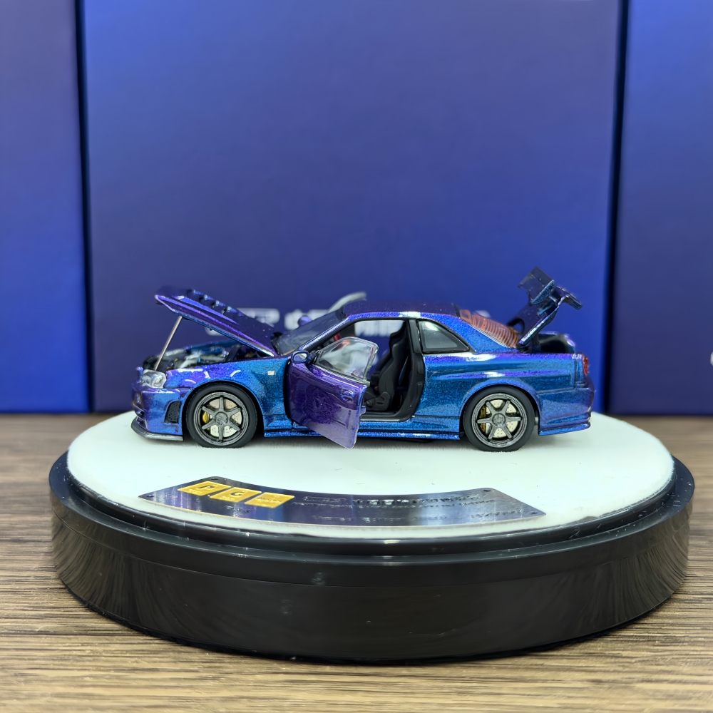 نموذج سيارة PGM 1:64 ليبرتي وو - مراجعة Die Cast Car 1 64 وسعره