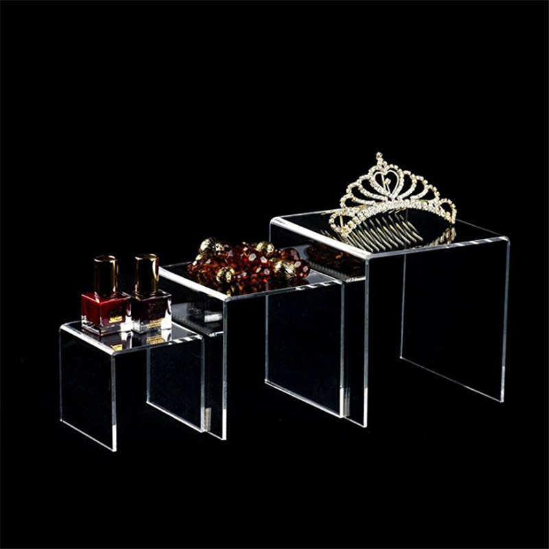 مجموعة من 6 قطع من حوامل العرض - مراجعة Display Risers Set وسعره