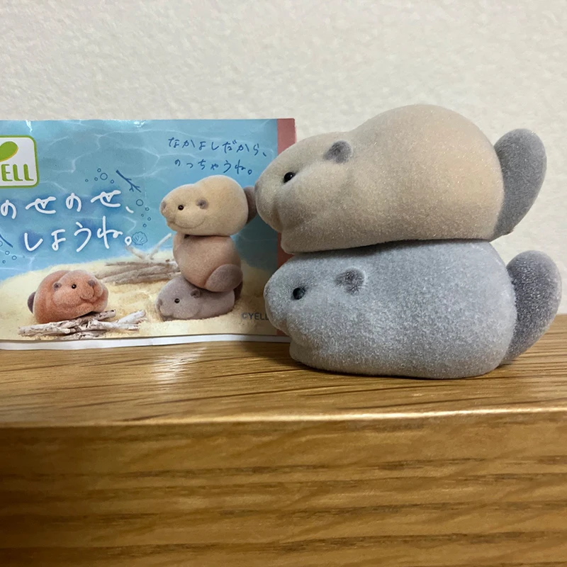 ألعاب كبسولات غاشا على شكل حيو - مراجعة Capsule Toy Gashapon وسعره
